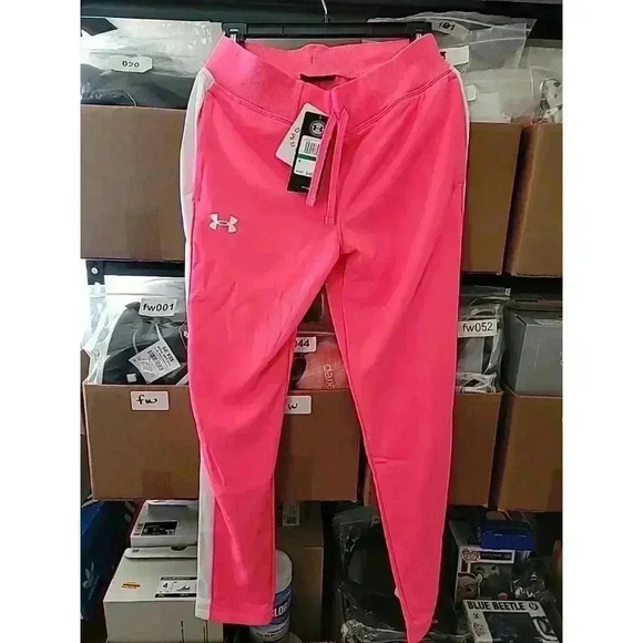 Under Armour Loose Fit Sweatpants Hot Pink Girls Size YLG New With Tag UA NWT‎ - Picture 1 of 5